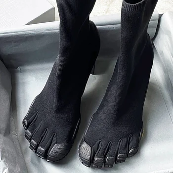 Чорапи от еластичен плат с пет чорапи, обувки, луксозни ботильоны на висок ток, ново 2023 г., модни дамски обувки-лодки, кожени обувки