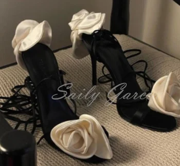 Нови сватбени сатенени сандали с цветя модел дантела, лятна чубрица женски обувки в римски стил на тънък висок ток с появата на шнур, червени, бели, голям размер на 44