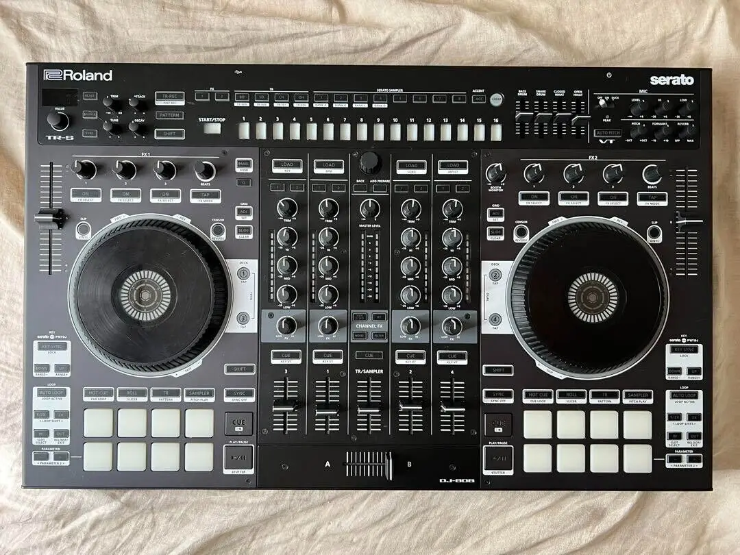 НОВА промоция Roland DJ-808 Професионален 4-канален цифров миксер - 0
